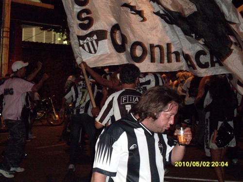 atletico comemorando
